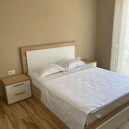 Twentysix Apartment Shkoder Exterior photo