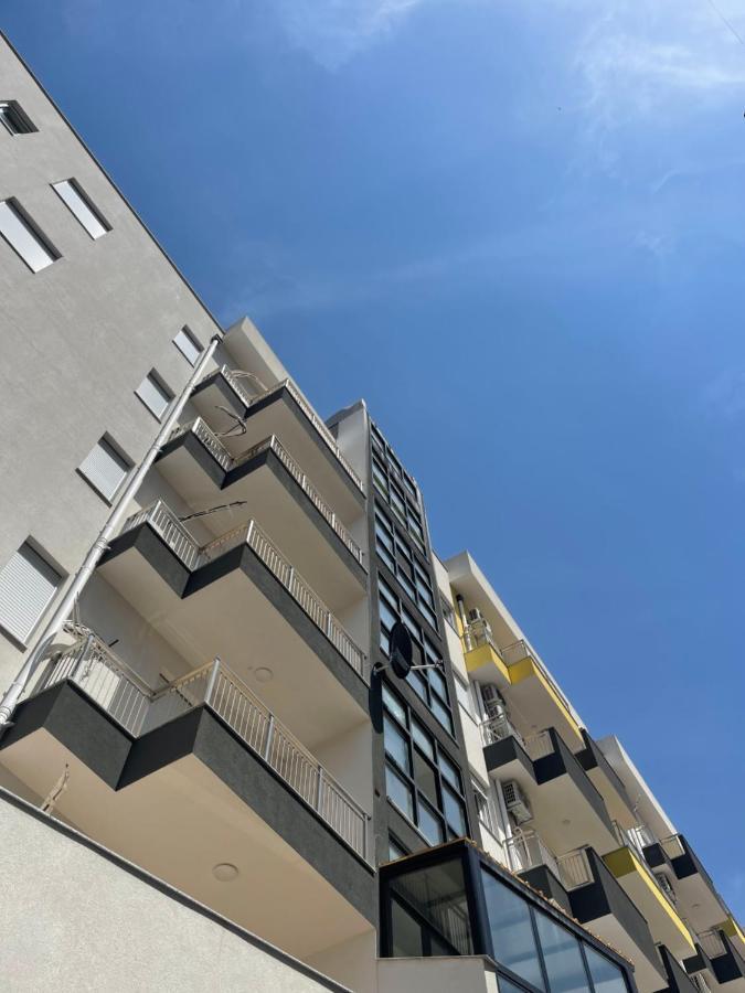 Twentysix Apartment Shkoder Exterior photo